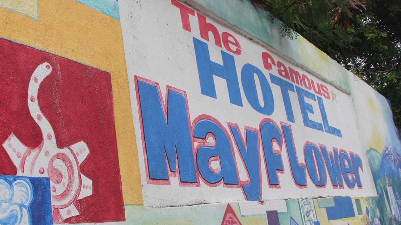 Hotel Mayflower Пуэрто-Эскондидо Экстерьер фото